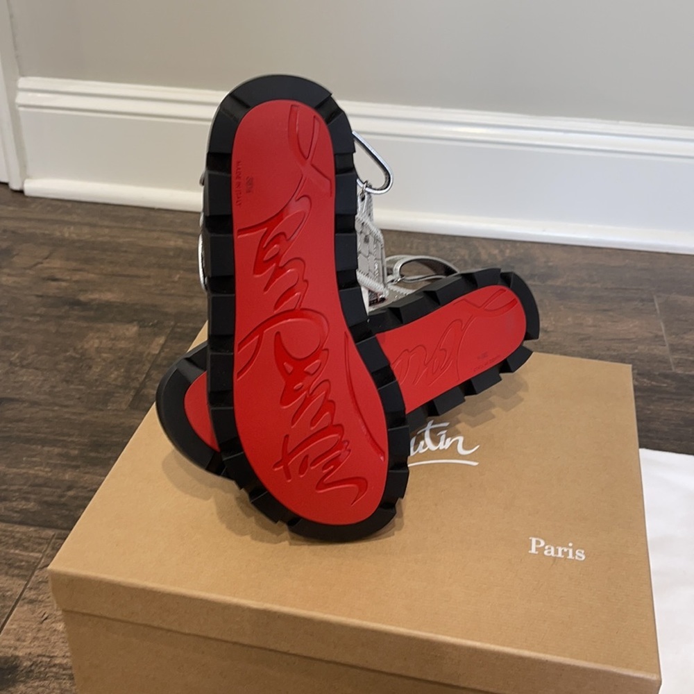Authentic Christian Louboutin Lock Cool Embossed Leather Dad Sandals BNIB 38.5 - Picture 10 of 10